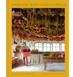 Designing with Dried Flowers Book